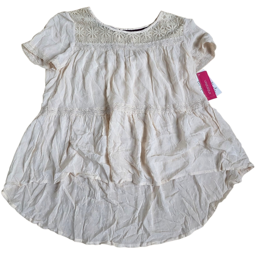 ♥️ NWT Xhilaration Lacy Peasant Blouse With Button Back Size M